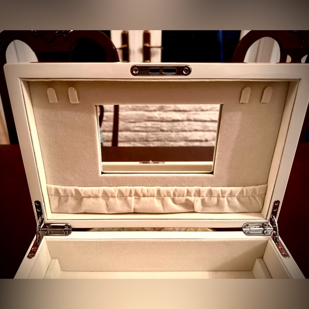 Beautiful Burl Ivory Wood Jewelry Box w/Lock & Key, 1970s Vintage, Good Cond. - Picture 9 of 12